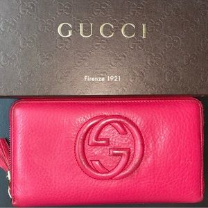 Used pink Gucci wallet